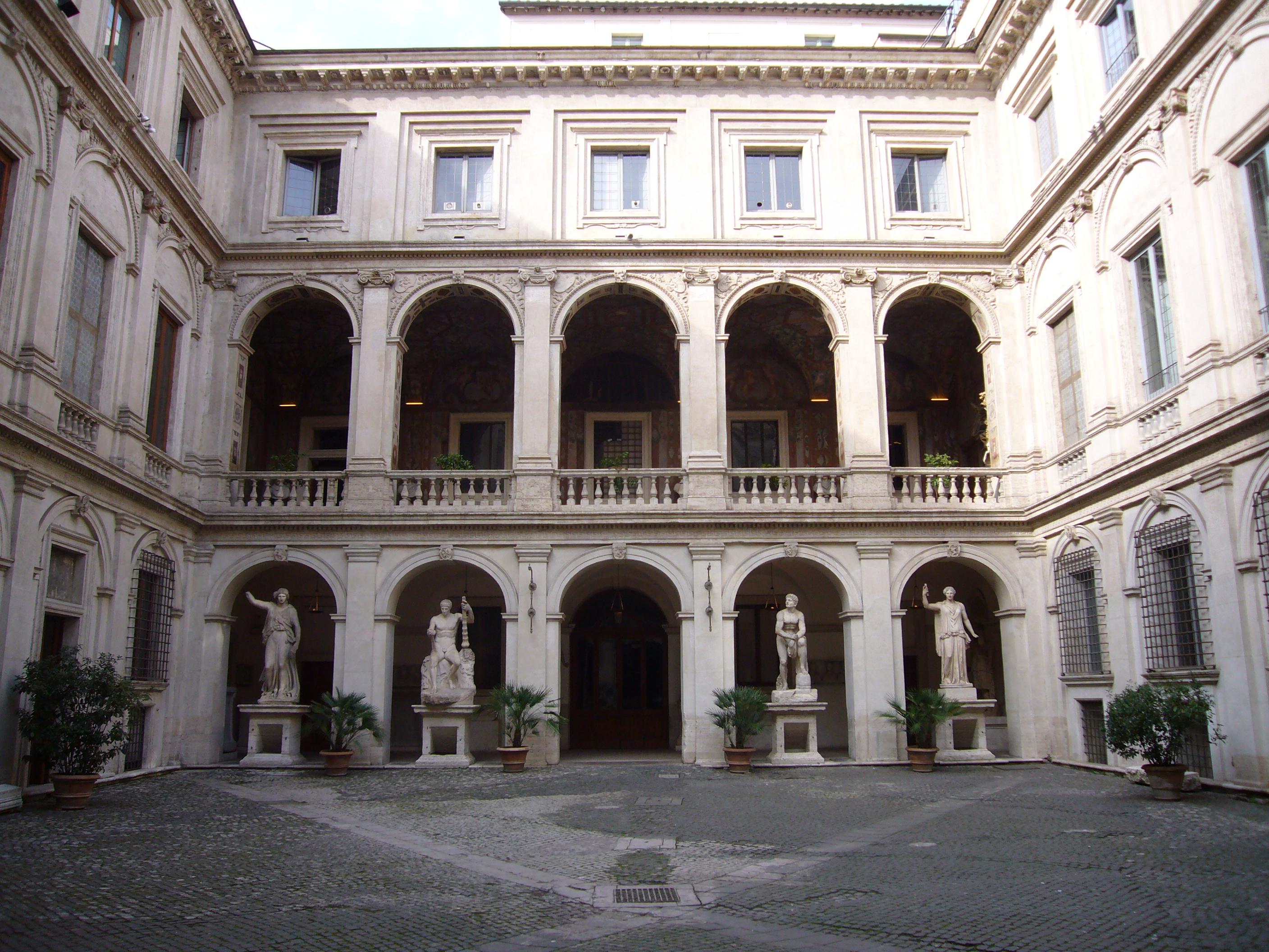 Палаццо Альтемпс. Национальный музей Рима