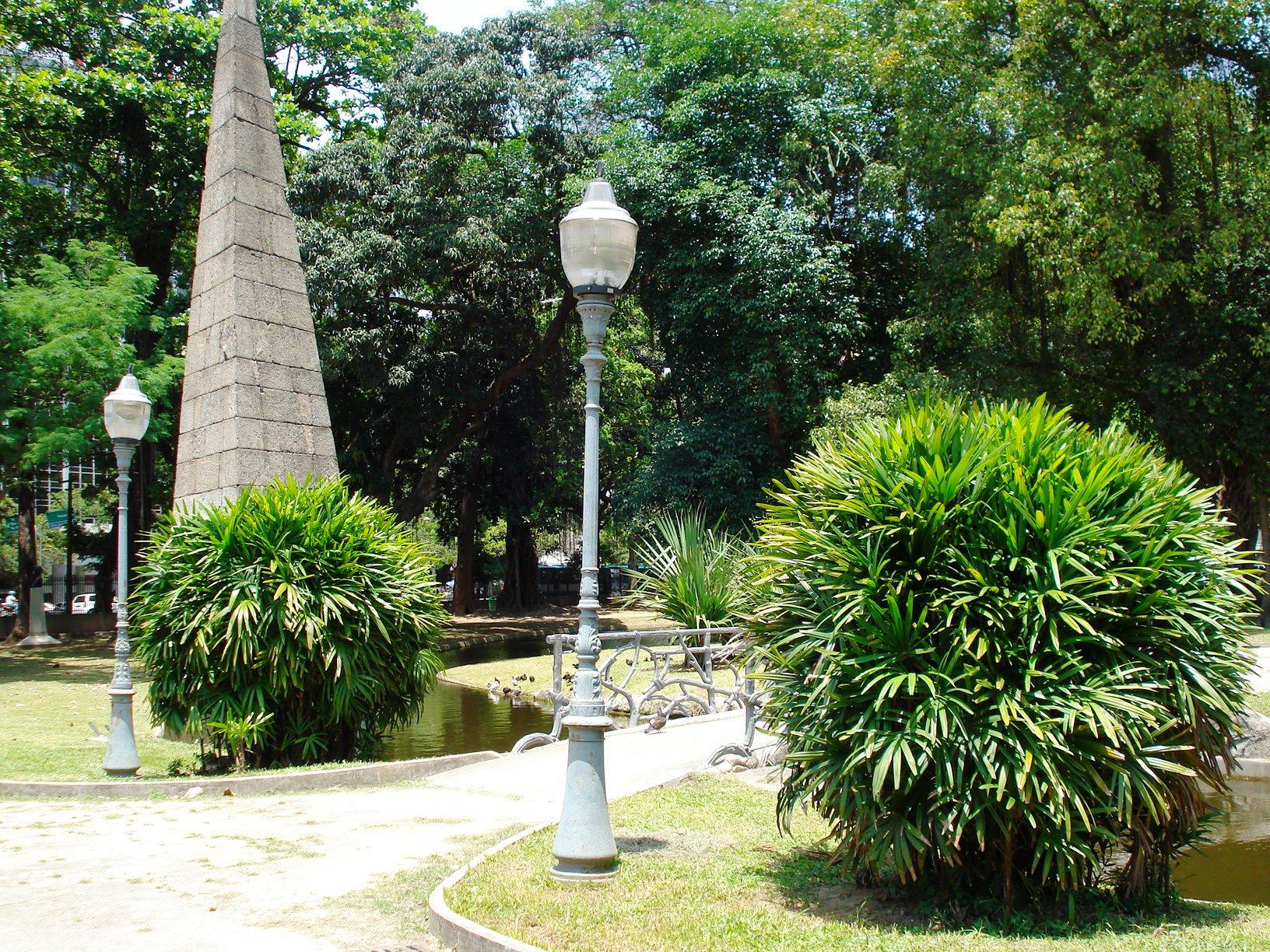 Фото Площадь Пассейо Публико