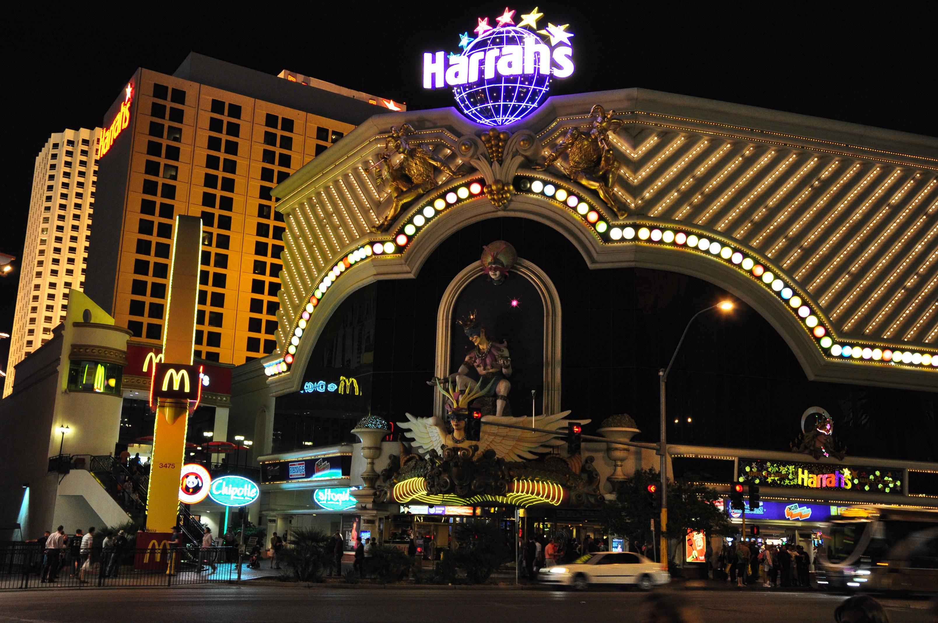 Отель и казино "Harrah`s Las Vegas"