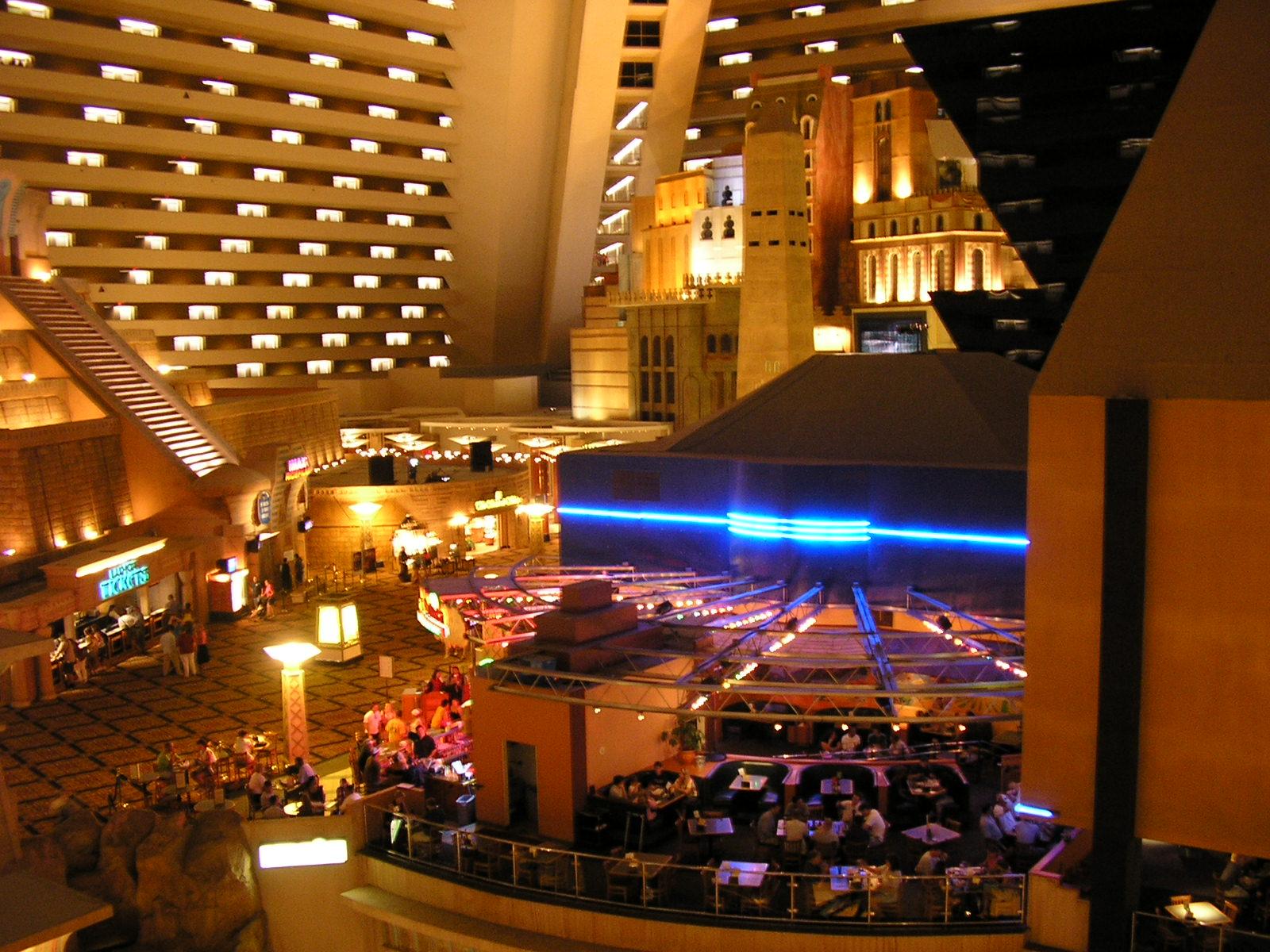 Фото Отель и казино &quot;Luxor&quot;