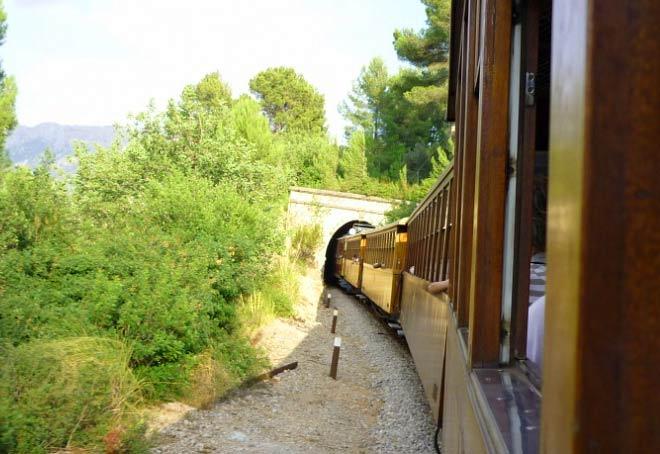 Старинный поезд Пальма - Сойер