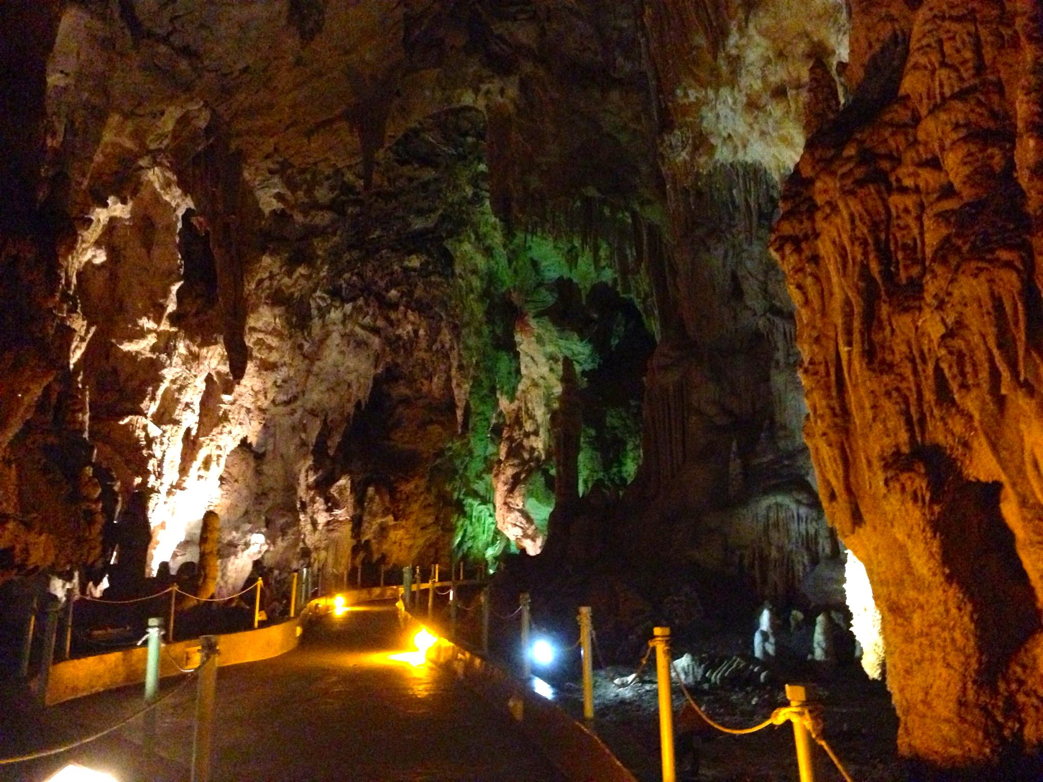 Пещера Алистрати