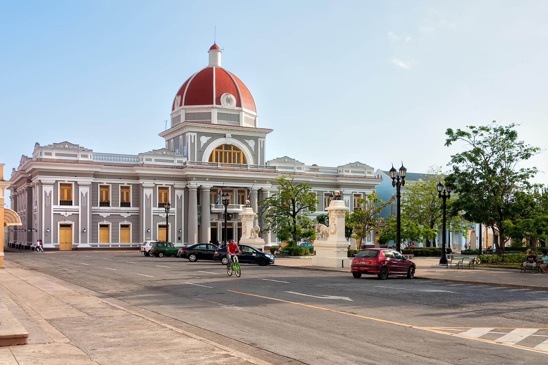 Сьенфуэгос (Куба)  