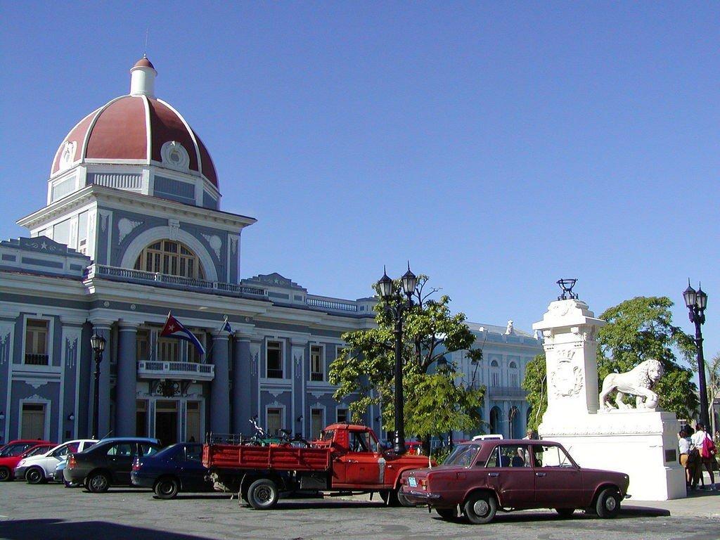 Сьенфуэгос (Куба)  